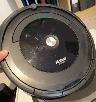 Robô Aspirador iRobot Roomba 696
