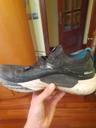 Zapatillas Trail Salomon SLab Genesis (resoladas)