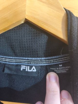 Forro Polar Fila Color Negro Talla M.