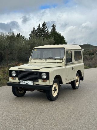Land Rover Santana 88. 2.5 1990