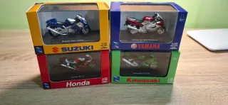 Lote 4 Motos Colección 1:32 Honda Kawasaki Suzuki