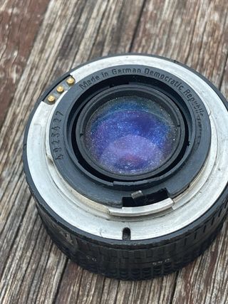 Pentacon Prakticar 50mm f/1.8 MC objetivo