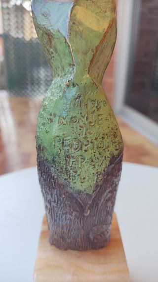 Escultura bronce Aurelio Teno “Fray Búho”