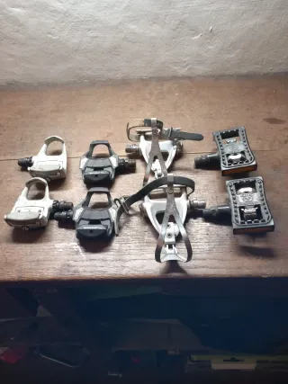 Pedales de bicicleta varios