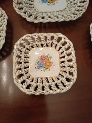 Juego de 7 platos decorativos florales