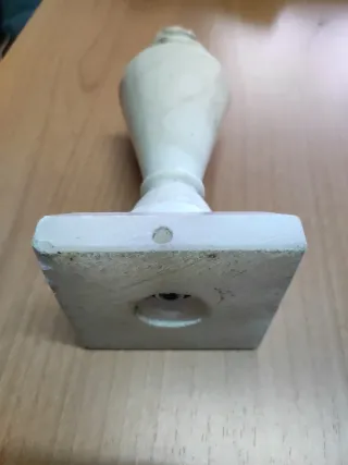 Pie de lámpara antiguo de mármol