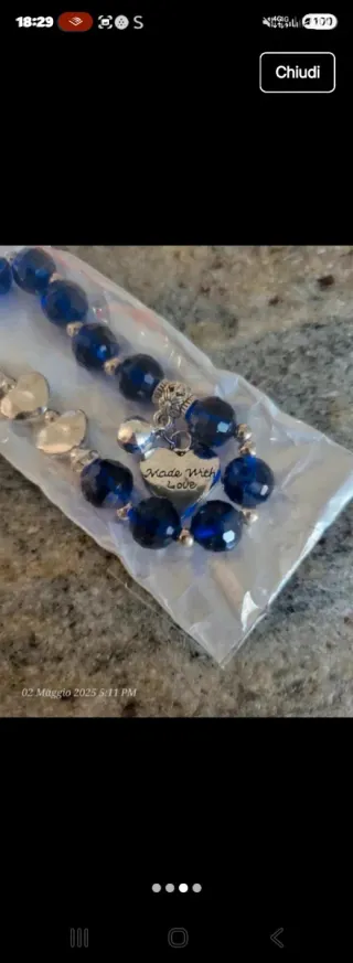 Bracciale donna con perle blu e ciondoli