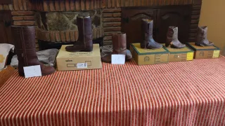 Botas camperas niño marrones