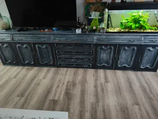 Mueble TV salón madera