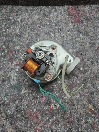 Extractor Caldera Ferroli DOMIproject F 24