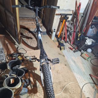 Bicicleta Monty 219 trial