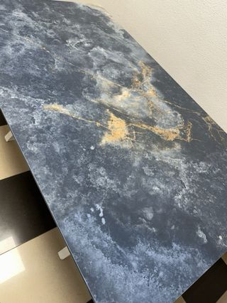 Mesa Porcelánica Diseño Azul Brillo