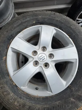 ✅️Llantas Suzuki Grand Vitara 2009