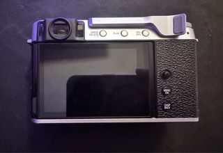 Cámara Fujifilm X-E4 Plata y Negra