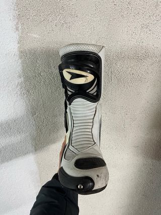 Botas SIDI de Moto Deportivas Blancas y Negras