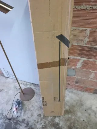 Lámpara de pie Faro Barcelona metal