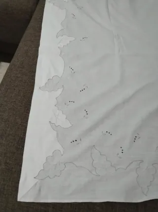 Sábana antigua cama 105 solo la sabana