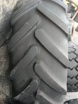 Neumáticos Tractor 380.70.28 dos unidades..350€