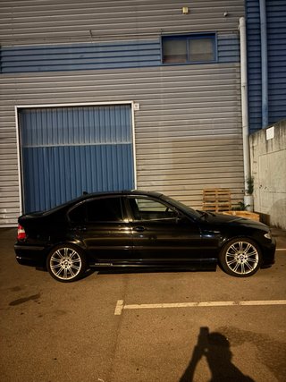 BMW E46 2004