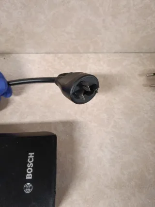 Cargador Bosch 2A