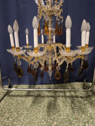 Gran lámpara de araña antigua