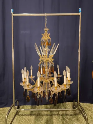 Gran lámpara de araña antigua