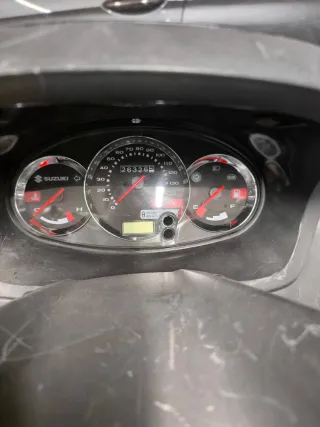 Suzuki Maxi Scooter Negra.