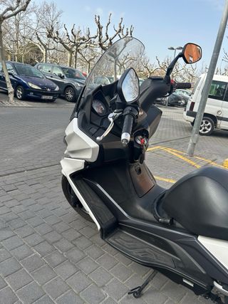 Kymco Superdink 350i ABS