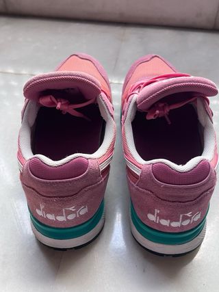 Zapatillas Diadora rosas y turquesa