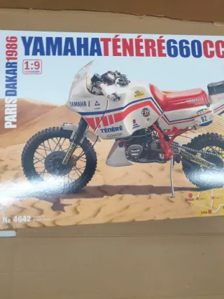 Maqueta Yamaha Ténéré 660cc Paris Dakar 1986