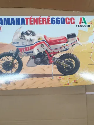 Maqueta Yamaha Ténéré 660cc Paris Dakar 1986