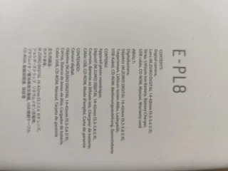 Cámara Olympus PEN E-PL8 + Accesorios