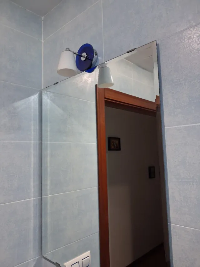 Conjunto baño: espejo, aplique y balda