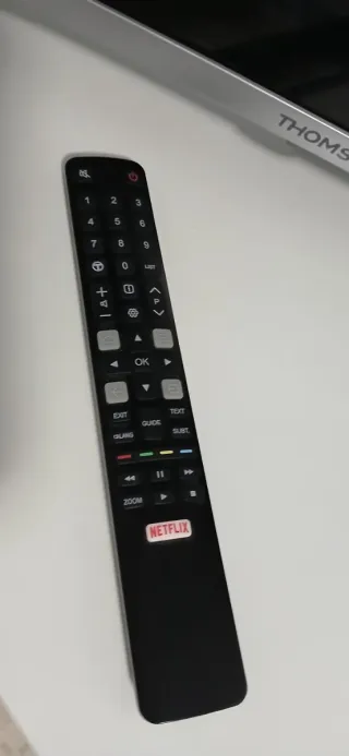 Televisión Thomson Smart TV 32 Negra