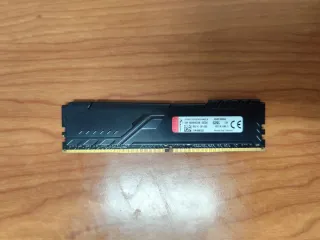 RAM HyperX Fury DDR4 8GB + RAM SK hynx DDR4 4GB