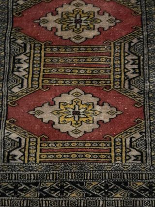 Alfombra marroquí antigua para pasillo