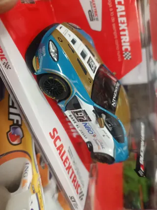 Aston Martin Scalextric 1/32