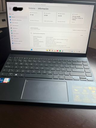 ASUS ZenBook 14 UX425EA Intel i7 16GB RAM