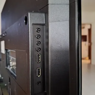 TV LED Grundig 32 Preto