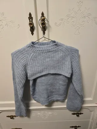 Jersey y mangas tirantes azul