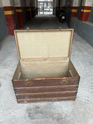 Baúl de madera vintage