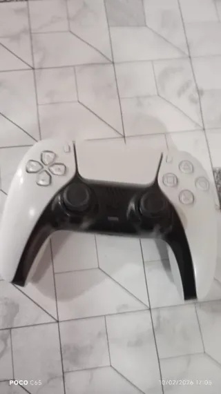 Consola PS5 Slim con lector de disco