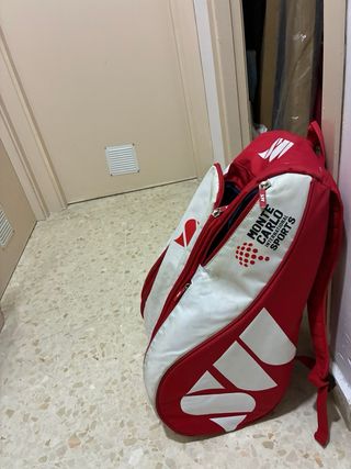 Paletero de pádel marca A1 padel