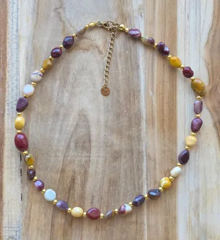 Collana Mokaite Pietre Multicolor e Oro