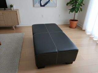 Puff - Mesa Auxiliar de Polipiel en color negro