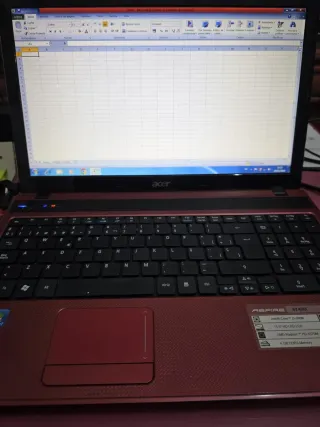 Portátil Acer Aspire 5742G Rojo