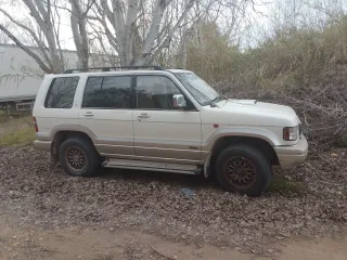 Isuzu Trooper 2004