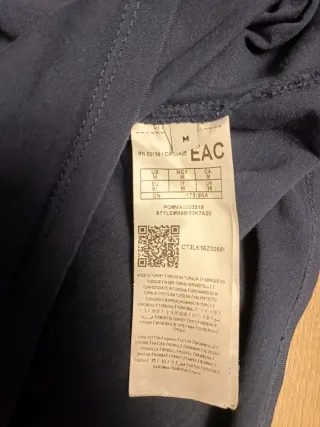 Camiseta Guess Azul con Logo Multicolor