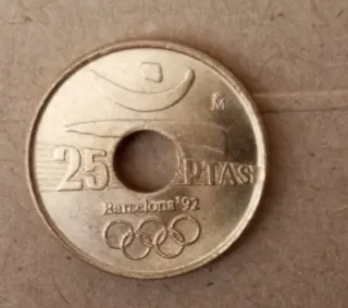 Moneda 25 Pesetas 1990 Barcelona 92 con agujero