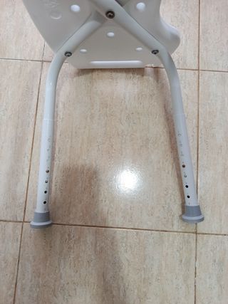 Silla de ducha blanca